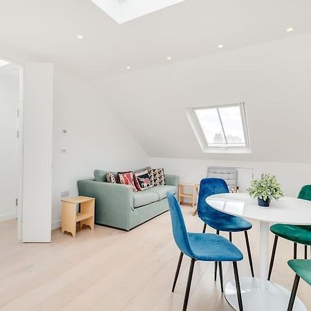 لندن Modern 1 Bedroom Flat In Battersea المظهر الخارجي الصورة